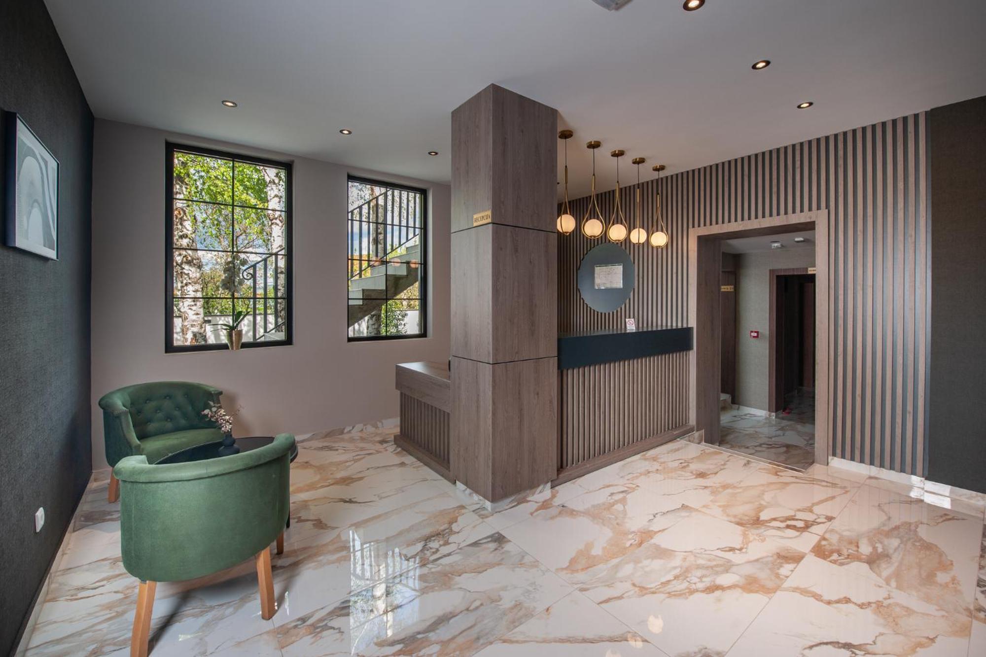 Hotel Kralj Kraljevo Kültér fotó