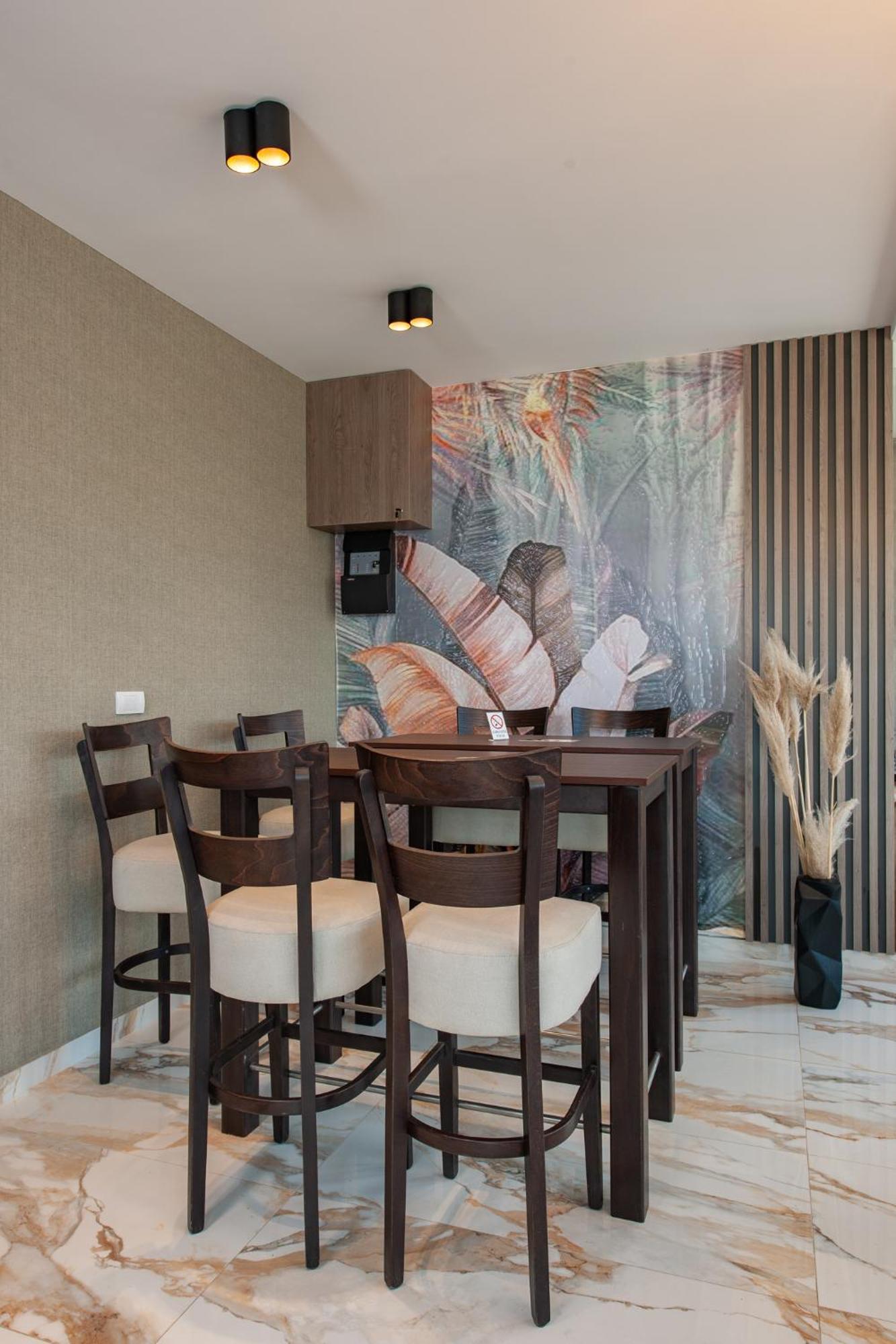 Hotel Kralj Kraljevo Kültér fotó