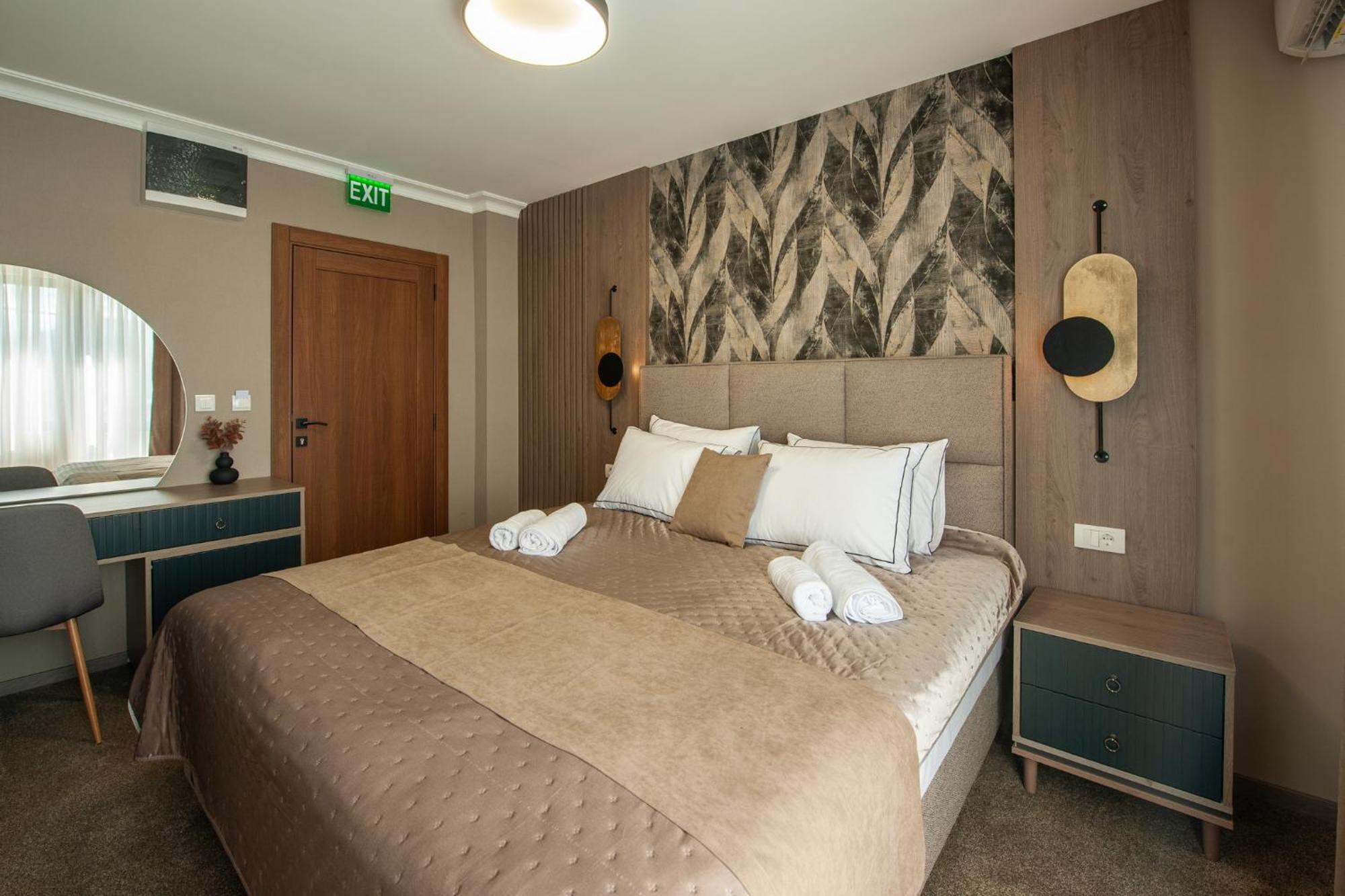 Hotel Kralj Kraljevo Kültér fotó